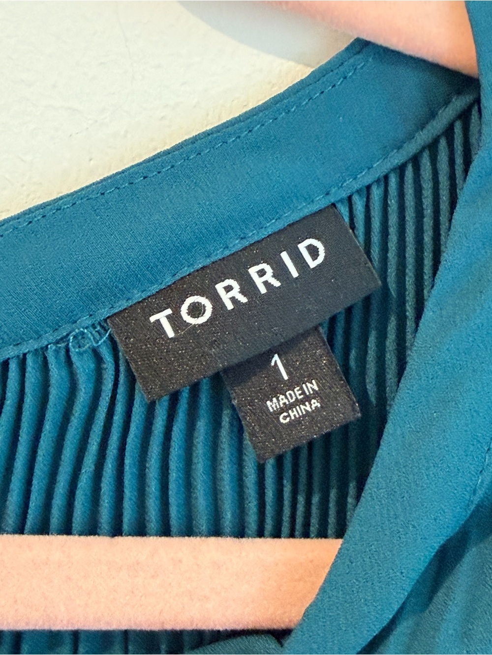Torrid Top pleated sleeveless swing camisole - Picture 4 of 4